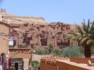 Ait-Ben-Haddou 'nun Unesco Ksar' ındaki köy.