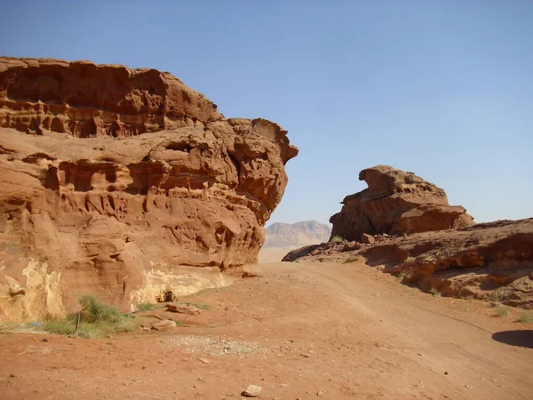 砂漠のテーブル山砂の荒地 — ストック写真
