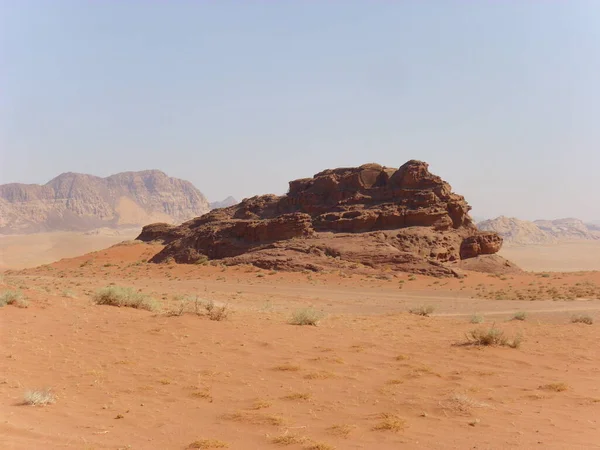Deserto Tavolo Montagne Sabbia Terra Desolata — Foto Stock