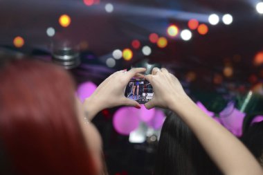 Bir konser fotoğraf çekimi