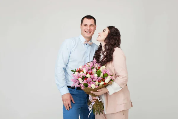 Beautiful couple having fun — Stock Photo, Image