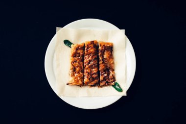 Doldurulmuş Krep plaka üzerinde haddelenmiş taze