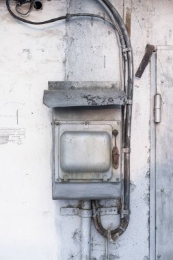 eski elektrik anahtarı