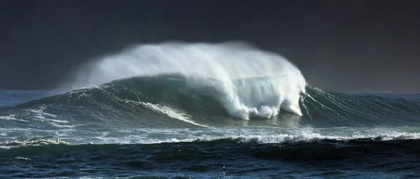 Fale Atlantyckie Piękno Siła Natury — Zdjęcie stockowe
