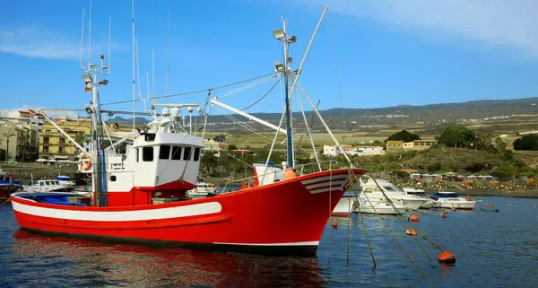 大西洋の漁船と港 ストック画像