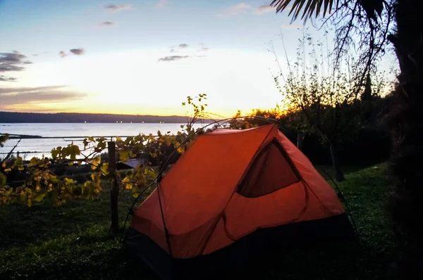 Tente Camping Dans Des Camps Avec Beau Coucher Soleil Slovénie — Photo