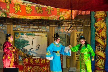 Singapur 'daki Çin Teochew opera topluluğunun ücretsiz performansı..