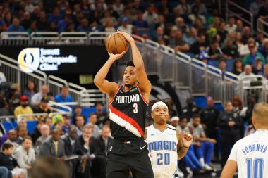 Portland Traillblazers oyuncusu CJ Mccollum # 3, 2 Mart 2020 tarihinde Orlando Florida 'daki Amway Center' da oynanan maçta şut çekti. Fotoğraf: Marty Jean-Louis