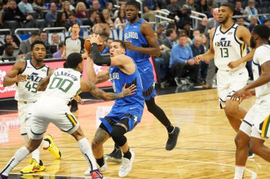 Orlando Magic, Utah Jazz 'a karşı 4 Ocak 2020 tarihinde Amway Center, Orlando' da çaldı.