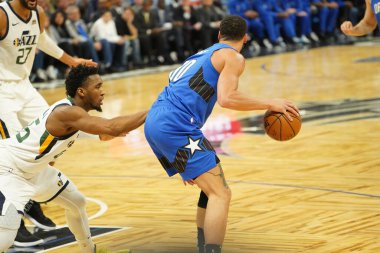 Orlando Magic, Utah Jazz 'a karşı 4 Ocak 2020 tarihinde Amway Center, Orlando' da çaldı.
