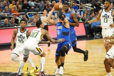 Orlando Magic, Utah Jazz 'a karşı 4 Ocak 2020 tarihinde Amway Center, Orlando' da çaldı.