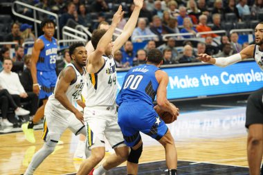 Orlando Magic, Utah Jazz 'a karşı 4 Ocak 2020 tarihinde Amway Center, Orlando' da çaldı.