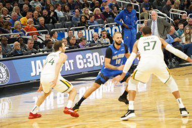 Orlando Magic, Utah Jazz 'a karşı 4 Ocak 2020 tarihinde Amway Center, Orlando' da çaldı.