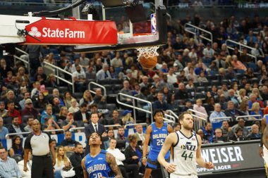 Orlando Magic, Utah Jazz 'a karşı 4 Ocak 2020 tarihinde Amway Center, Orlando' da çaldı.