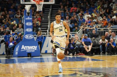 Orlando Magic, 8 Şubat 2020 tarihinde Orlando Florida 'daki Amway' de Milwaukee Bucks 'a ev sahipliği yaptı. Fotoğraf: Marty Jean-Louis