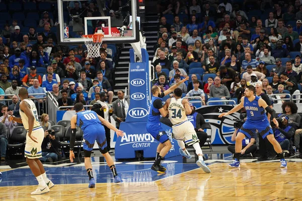 Orlando Magic Gospodarzem Milwaukee Bucks Amway Florydzie Sobotę Lutego 2020 — Zdjęcie stockowe