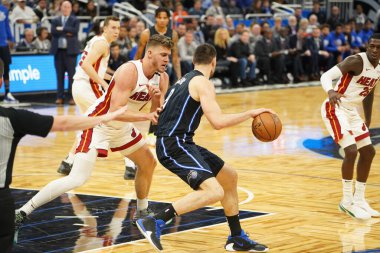 Orlando Magic 1 Şubat 2020 tarihinde Orlando Florida 'daki Amway Center' da Miami Heat 'e ev sahipliği yaptı. Fotoğraf: Marty Jean-Louis