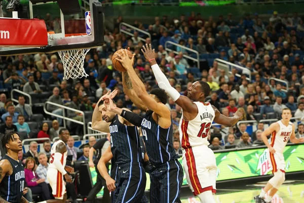 Orlando Magic Organizuje Miami Heat Amway Center Orlando Florydzie Sobotę — Zdjęcie stockowe