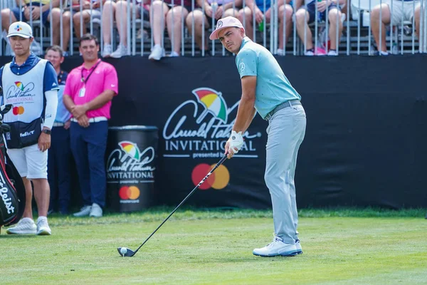 Rickie Fowler Durante Las Agrupaciones Invitacionales Primera Ronda Arnold Palmer — Foto de Stock