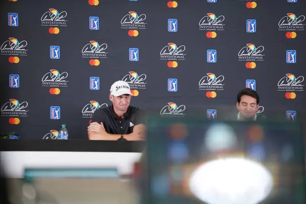 Första Gången Arnold Palmer Invitational Brandon Matthews Svarar Frågor Från — Stockfoto