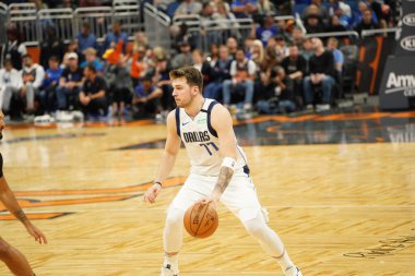 Orlando Magic 21 Şubat 2020 tarihinde Orlando Florida 'daki Amway Center' da Dallas Mavericks 'e ev sahipliği yaptı. Fotoğraf: Marty Jean-Louis