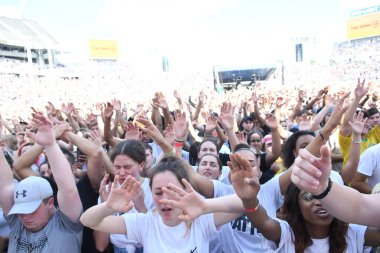 23 Şubat 2019 'da Orlando Florida' daki Camp World Stadyumu 'nda 