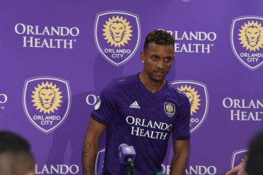 Orlando City SC oyuncusu Luis Nani 'ye hoş geldin diyor. Fotoğraf: Marty Jean-Louis