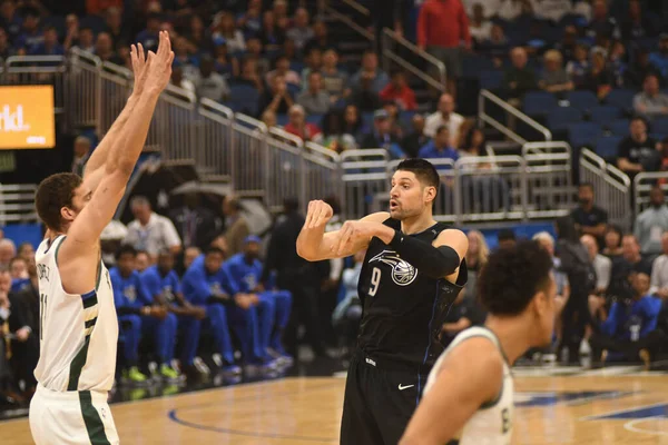 Orlando Magic Φιλοξενεί Milwaukee Bucks Στο Amway Arena Στο Orlando — Φωτογραφία Αρχείου