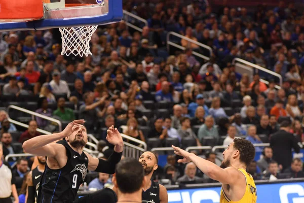 Orlando Magic Hostí Zlaté Státní Bojovníky Amway Center Orlandu Floridě — Stock fotografie