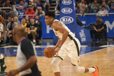 Orlando Magic, 19 Ocak 2019 Cumartesi günü Orlando Florida 'daki Amway Arena' da Milwaukee Doları 'na ev sahipliği yapıyor. Fotoğraf: Marty Jean-Louis