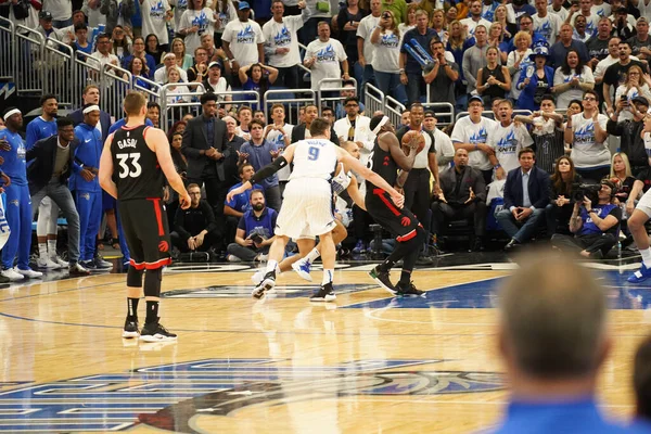 Orlando Magic Acoge Los Toronto Rapters Durante Primera Ronda Playoffs — Foto de Stock