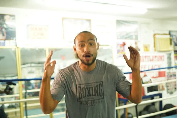 Boxer Keith One Time Thurman Während Einer Pressekonferenz Seinem Fitnessstudio — Stockfoto