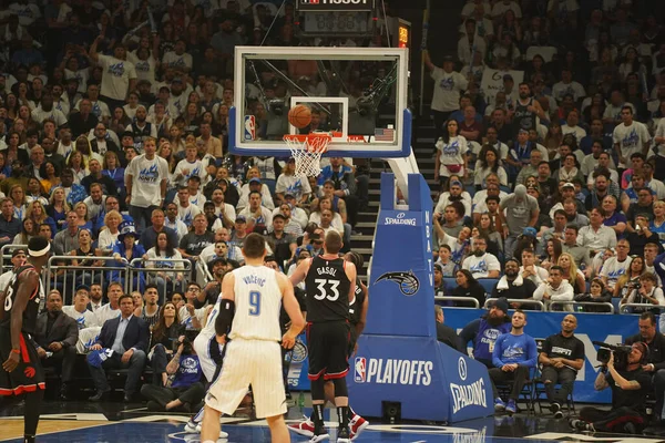 Orlando Magic Acoge Los Toronto Rapters Durante Primera Ronda Playoffs — Foto de Stock