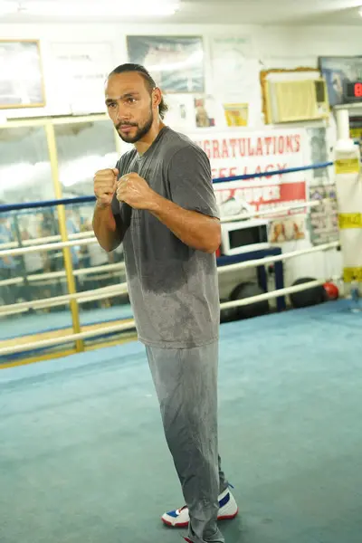 Boxer Keith One Time Thurman Podczas Imprezy Prasowej Siłowni Przed — Zdjęcie stockowe