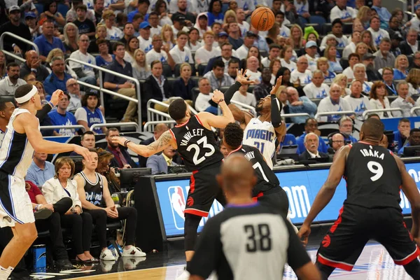 Orlando Magic Hosts Toronto Rapters Время Первого Раунда Плей Офф — стоковое фото