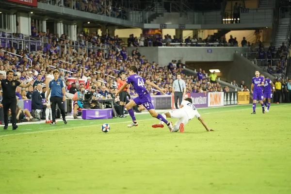 Orlando City SC, 24 Mayıs 2019 'da Orlando City Stadyumu' nda Los Angeles Galaxy 'ye ev sahipliği yaptı.