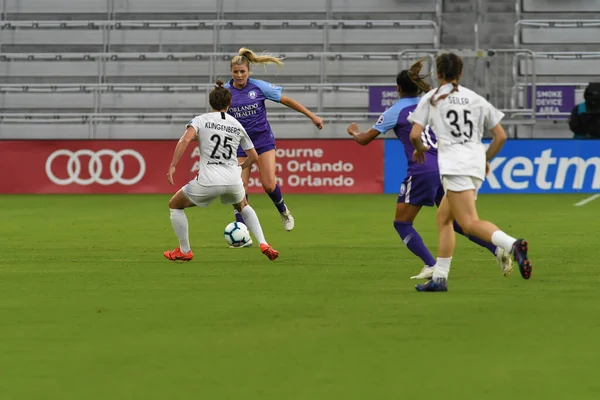 Photo Prides Hosts Portland Thorns Orlando City Stadium 올랜도 스타디움에서 — 스톡 사진