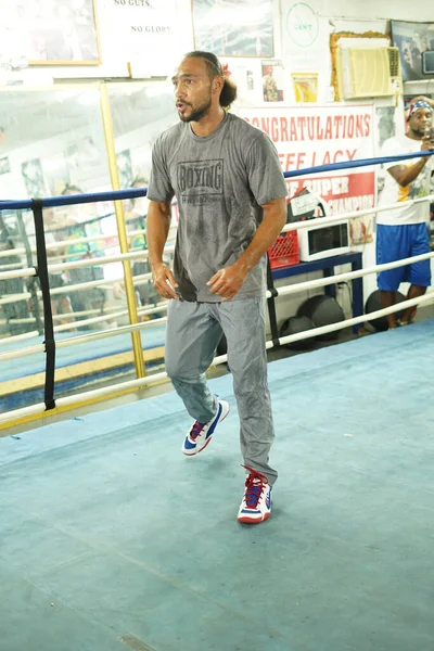 Boxer Keith One Time Thurman Ett Pressevenemang Hans Gym Innan — Stockfoto