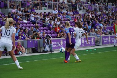 Orlando Pride 14 Nisan 2019 'da Orlando City Stadyumu' nda Portand Thorns 'a ev sahipliği yapmaktadır. Fotoğraf: Marty Jean-Louis
