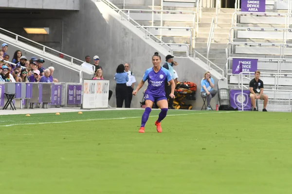 Orlando Pride Gościł Portand Thorns Stadionie Orlando City Stadium Kwietnia — Zdjęcie stockowe