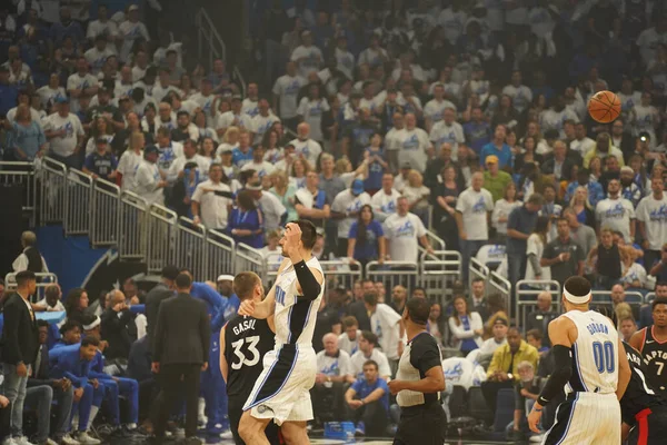 Orlando Magic Hosts Toronto Rapters Время Первого Раунда Плей Офф — стоковое фото