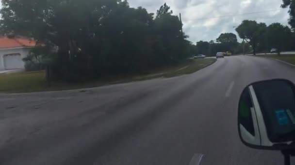 Punto Vista Imágenes Coche Conduciendo Barrio — Vídeo de stock