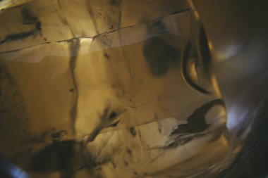 Hafif arkaplanda makro buz küpleri