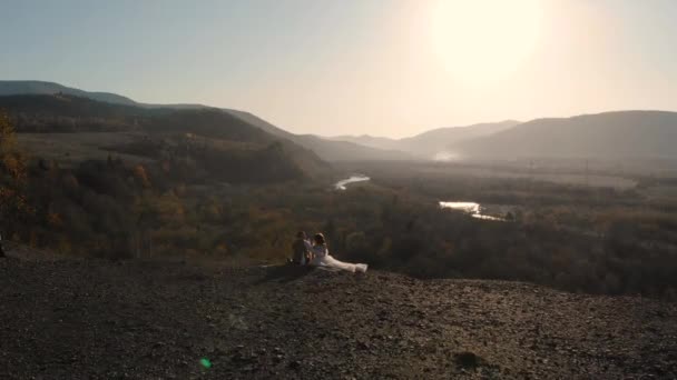 Drone flight over the mountains and the river. Golden autumn — Stock Video