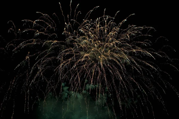 美しい花火のバースト — ストック写真