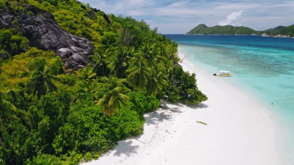 Luchtopname Van Tropisch Exotisch Strand Met Perfect Wit Zand Turkoois — Stockvideo