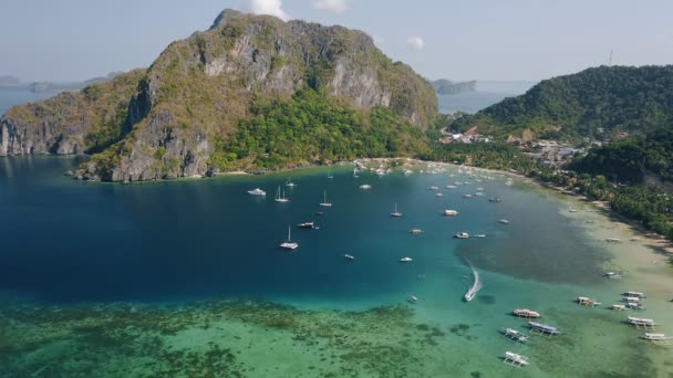 Drone Felvételek Trópusi Corong Strand Nido Palawan Fülöp Szigetek Nyugodt — Stock videók
