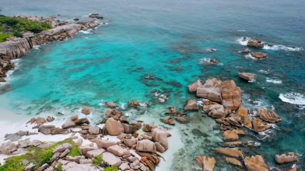 Forward Flight Hidden Idyllic Tropical Beach Anse Marron Digue Island — Αρχείο Βίντεο