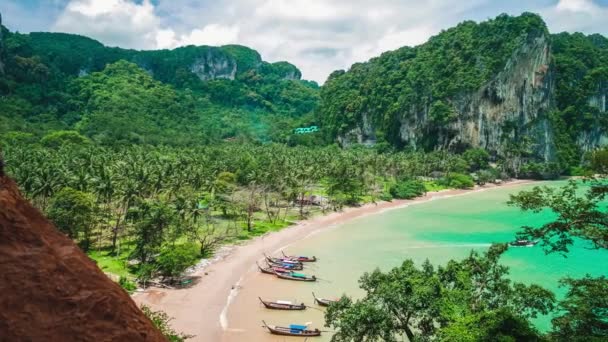 Sombrero Tom Sai Playa Con Barcos Cola Larga Destino Viaje — Vídeos de Stock