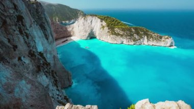 Dünyaca ünlü Navagio Beach Zakynthos Greek 'in zamanı.
